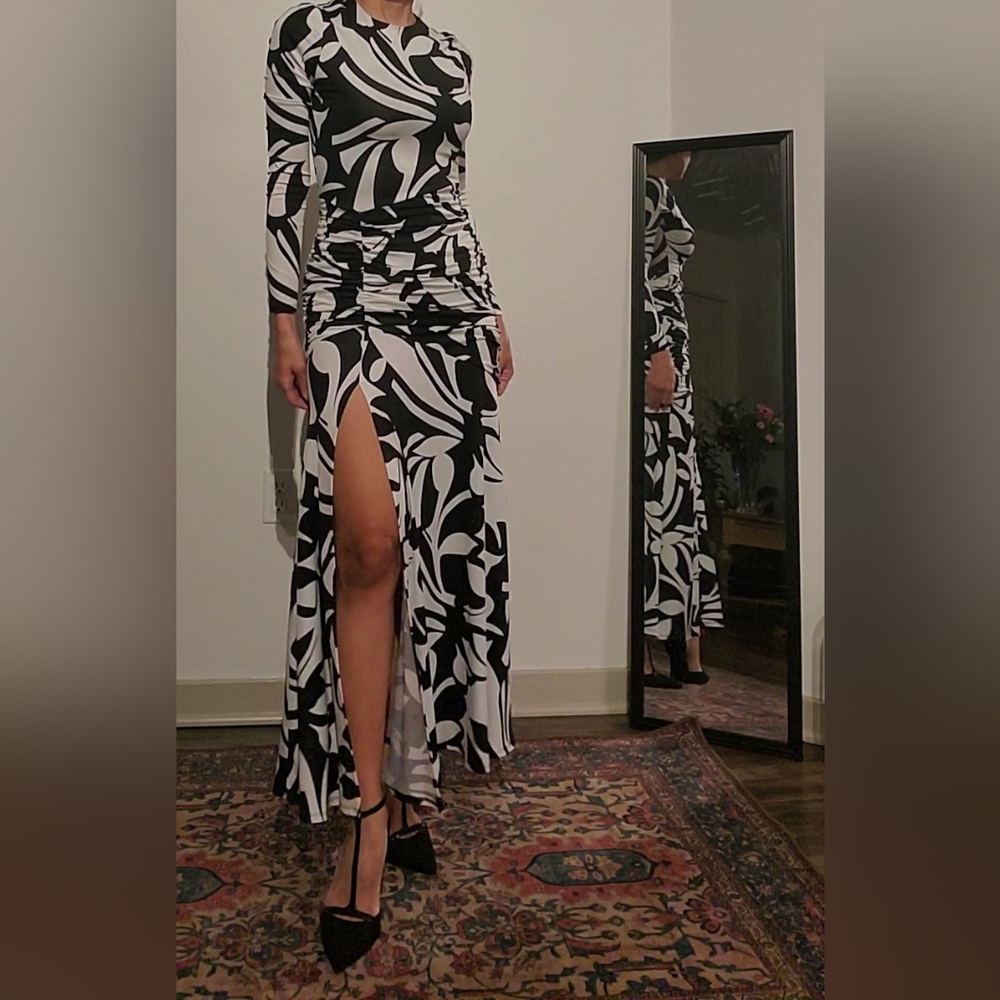 336◼️VICI DRESS